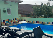 Dum Zichovec App./B&B/mini hobby boerderij)